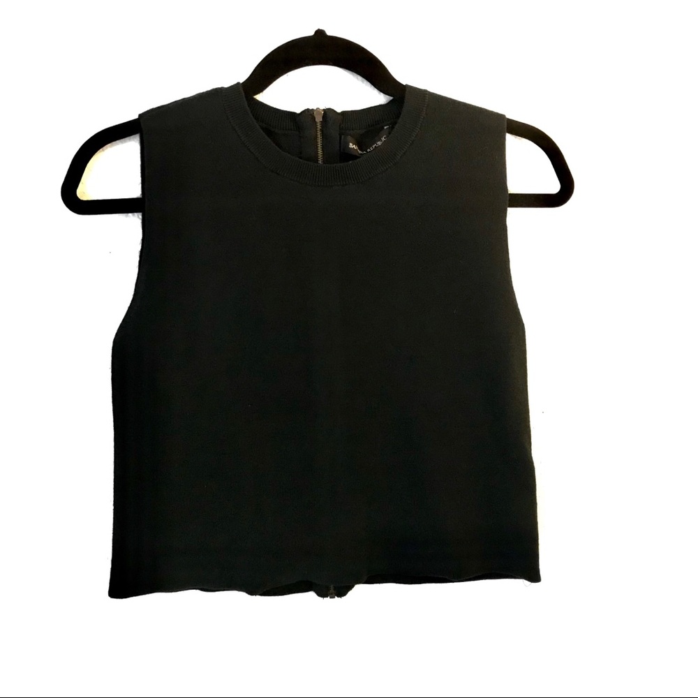BR Sleeveless Knit Top